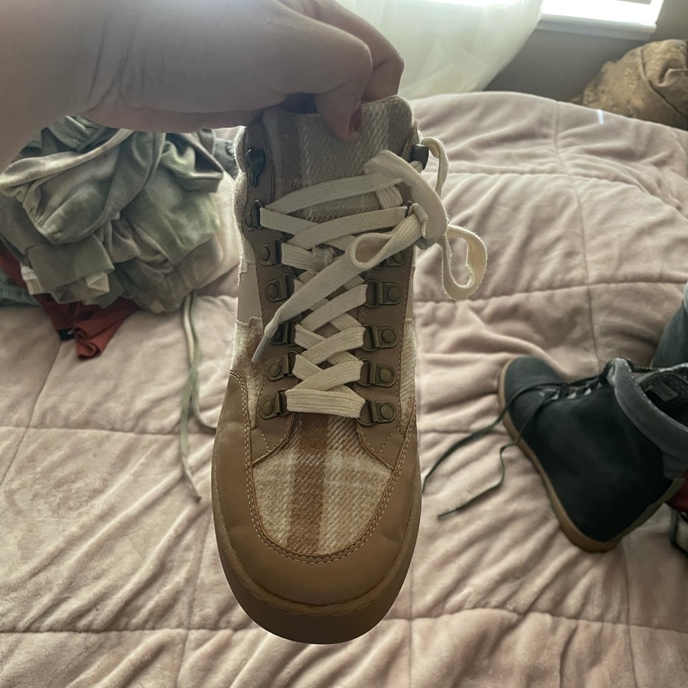 Oasis Society shoes